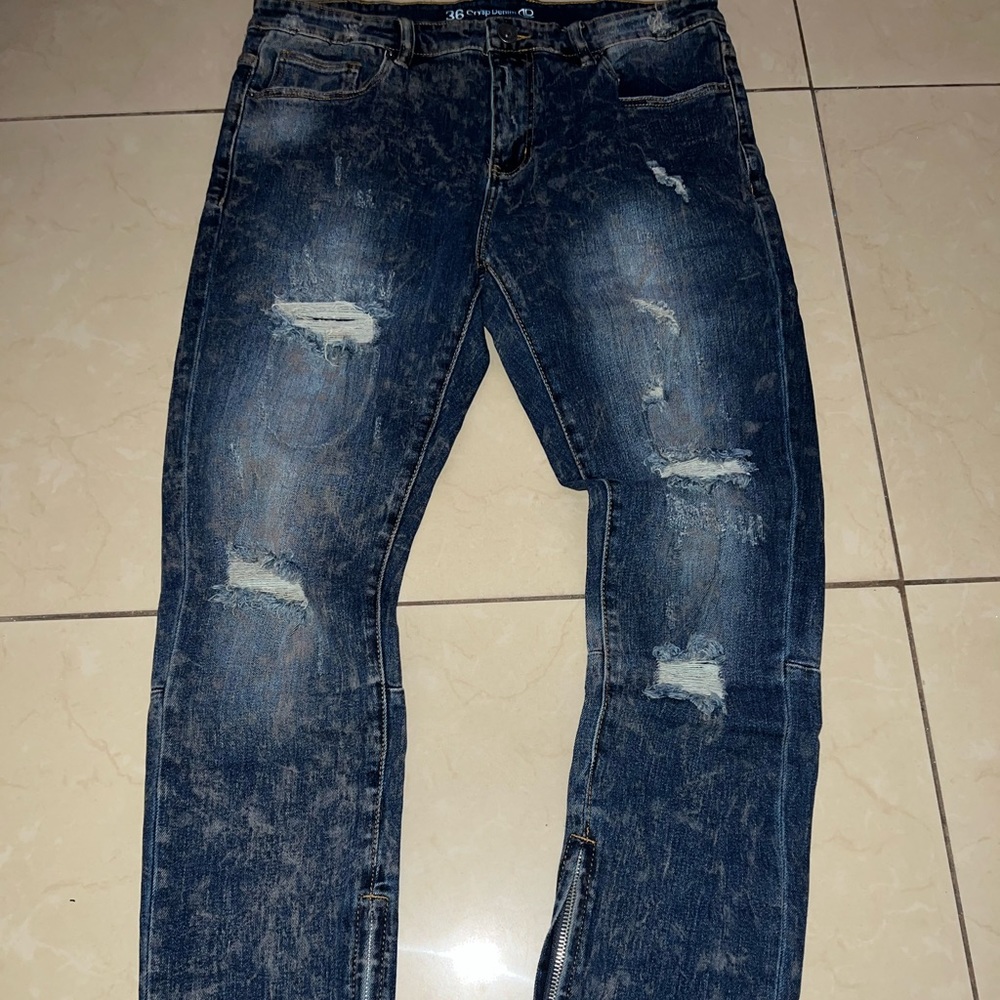 Crysp denim jean